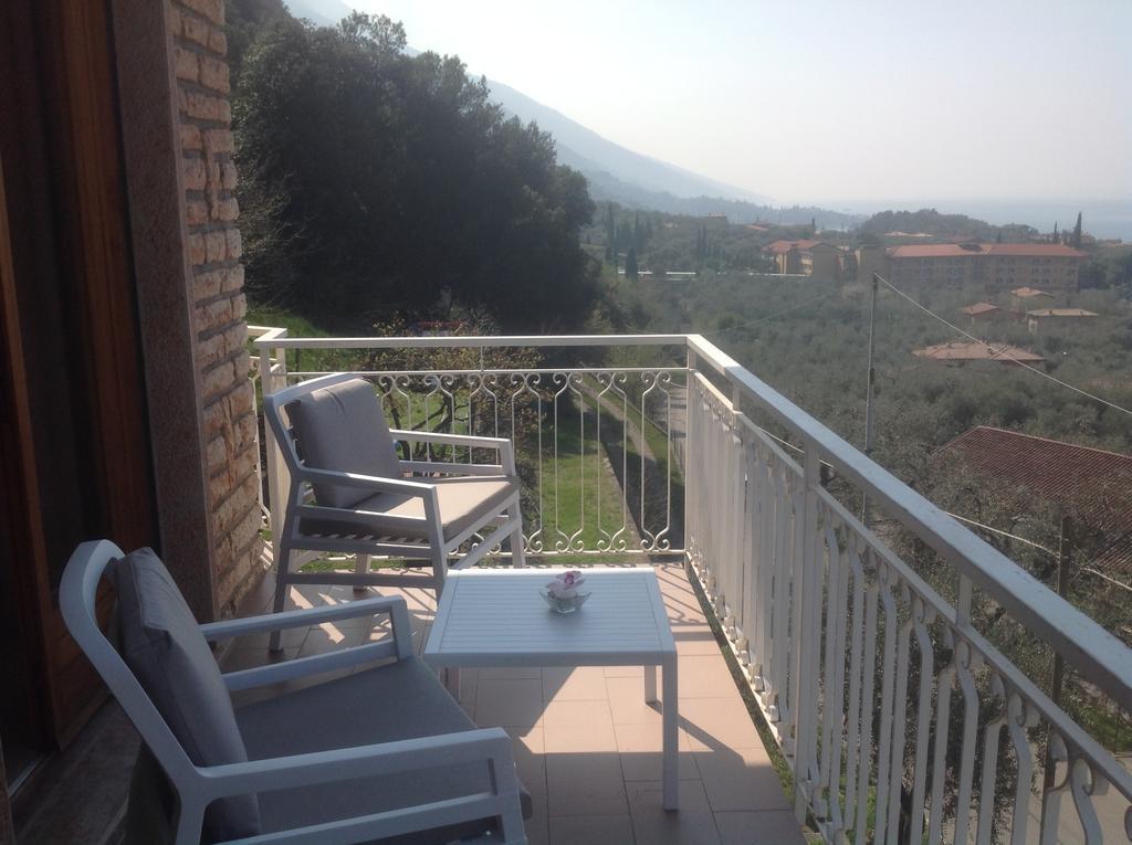 Villa Arianna Panoramic Apartments Malcesine Zewnętrze zdjęcie