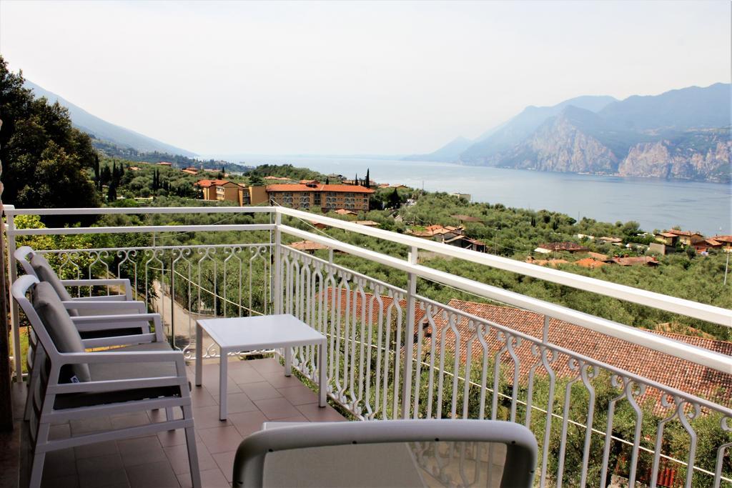 Villa Arianna Panoramic Apartments Malcesine Zewnętrze zdjęcie