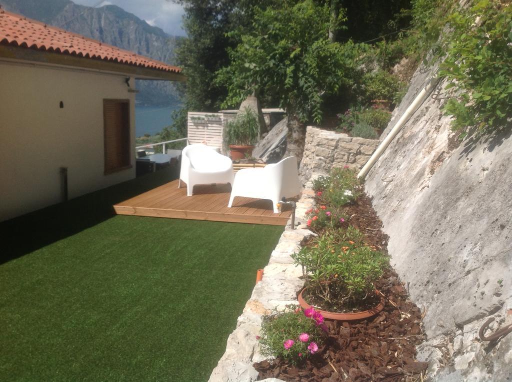 Villa Arianna Panoramic Apartments Malcesine Zewnętrze zdjęcie