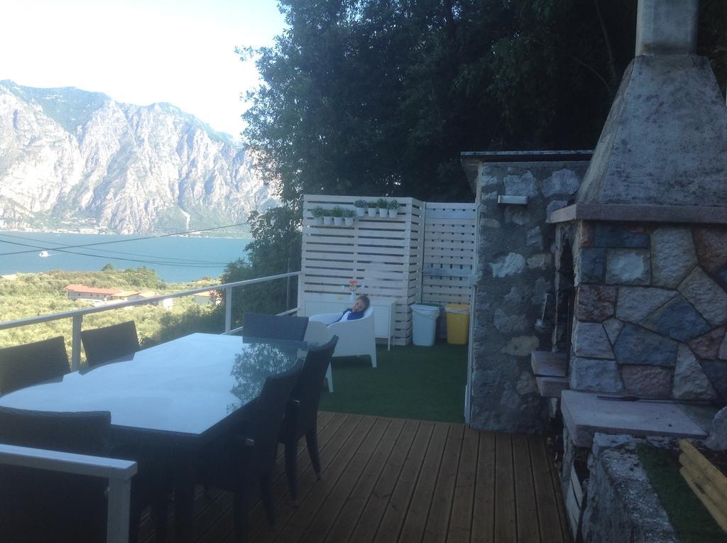 Villa Arianna Panoramic Apartments Malcesine Zewnętrze zdjęcie