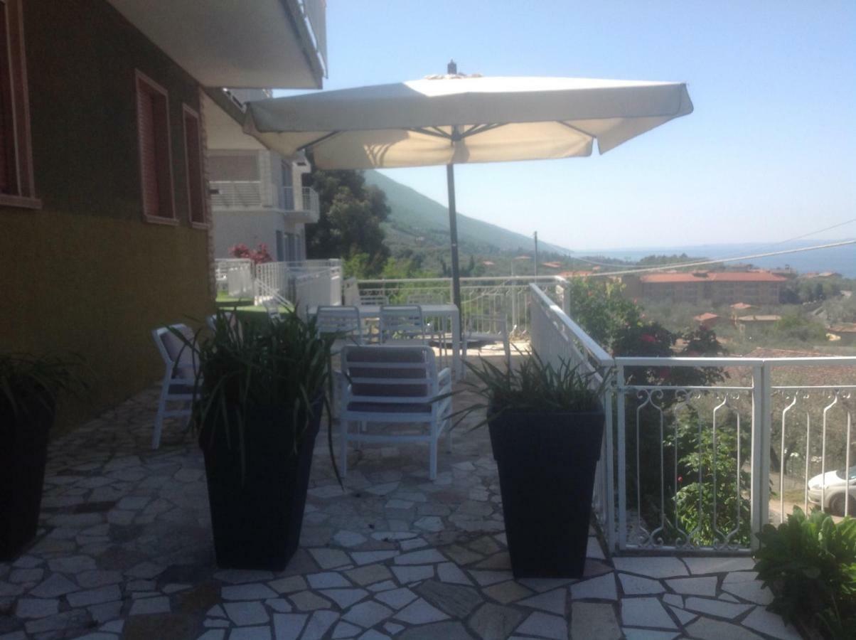 Villa Arianna Panoramic Apartments Malcesine Zewnętrze zdjęcie